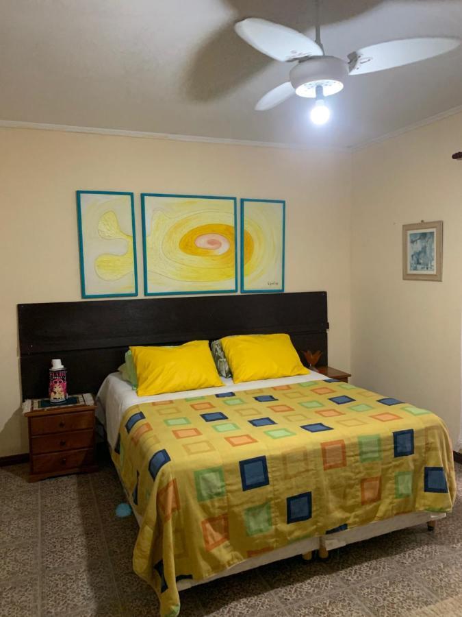 Lindo Sobrado Amarelo -Proximo A Praia Mongagua Bagian luar foto
