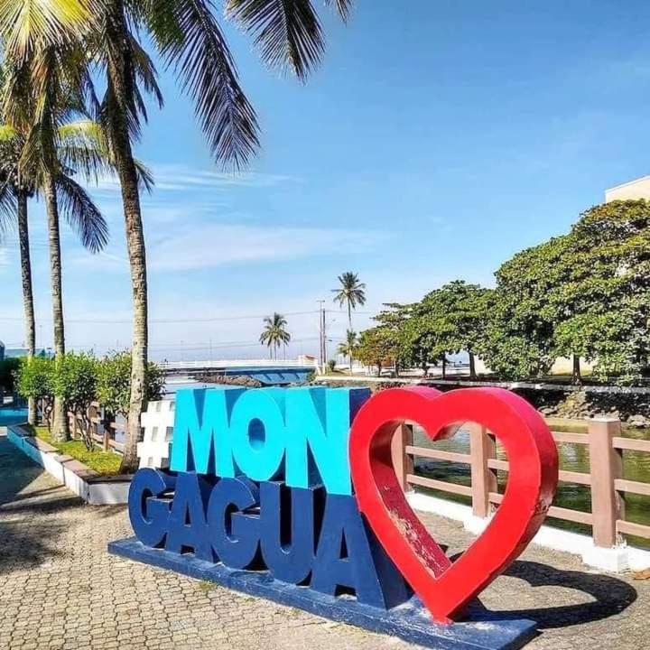 Lindo Sobrado Amarelo -Proximo A Praia Mongagua Bagian luar foto