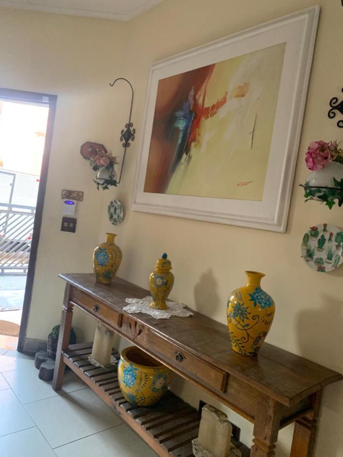 Lindo Sobrado Amarelo -Proximo A Praia Mongagua Bagian luar foto